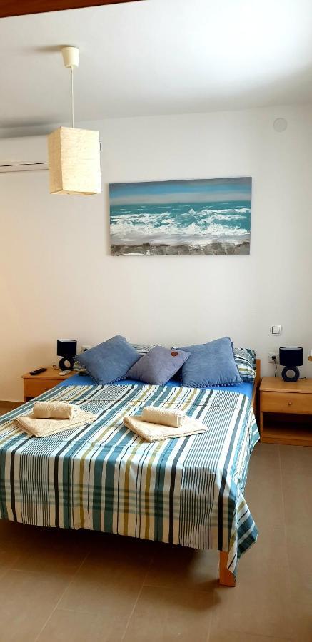 Apartments And Room Vela Senj  Εξωτερικό φωτογραφία