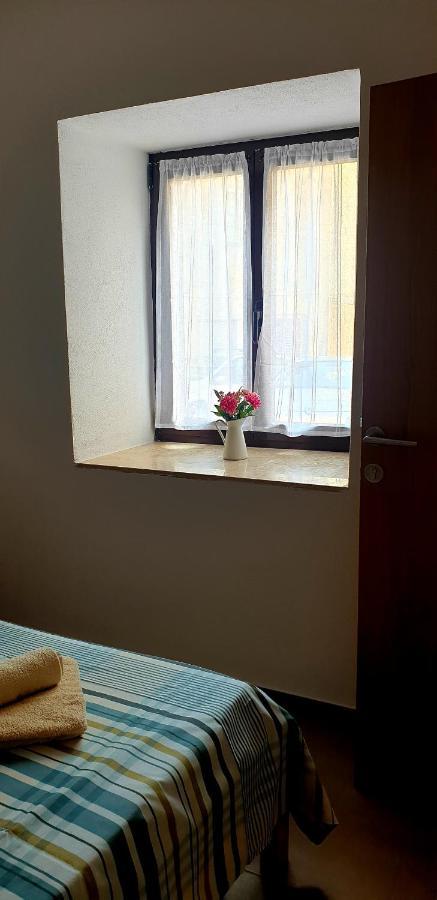Apartments And Room Vela Senj  Εξωτερικό φωτογραφία